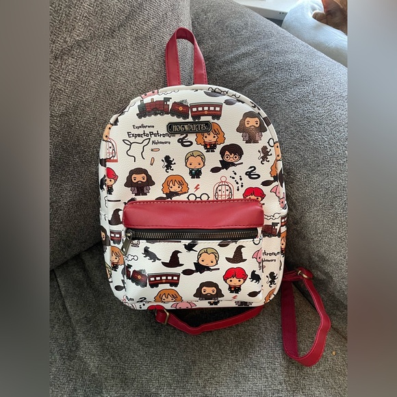 Harry Potter Themed Mini Backpack - Picture 1 of 2